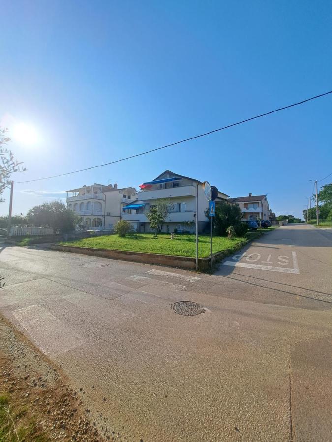 דירות Novigrad Istria Casa Antonio With Swimming Pool מראה חיצוני תמונה