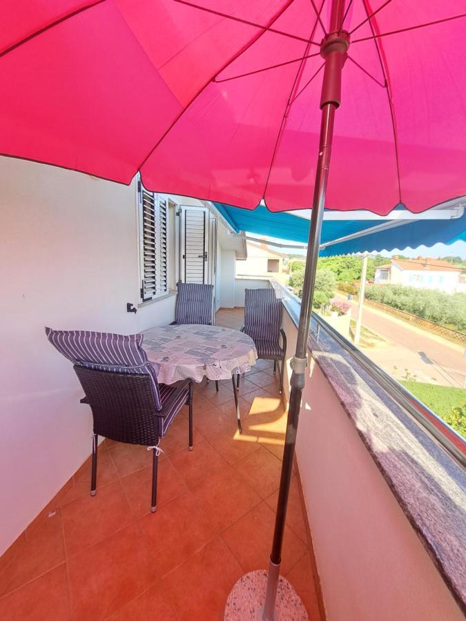 דירות Novigrad Istria Casa Antonio With Swimming Pool מראה חיצוני תמונה