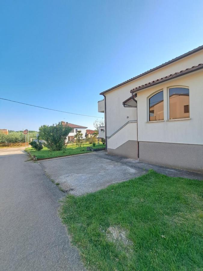 דירות Novigrad Istria Casa Antonio With Swimming Pool מראה חיצוני תמונה
